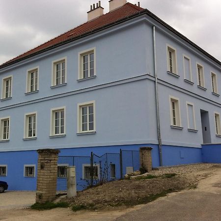 Apartamento Satlava Valtice Exterior foto