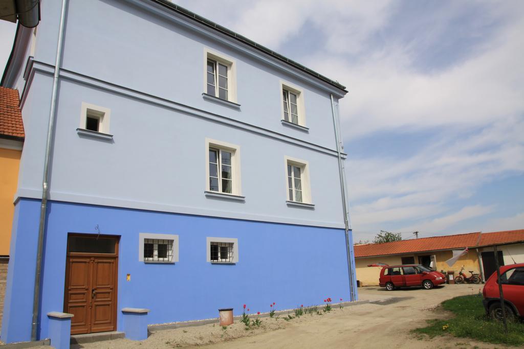 Apartamento Satlava Valtice Exterior foto